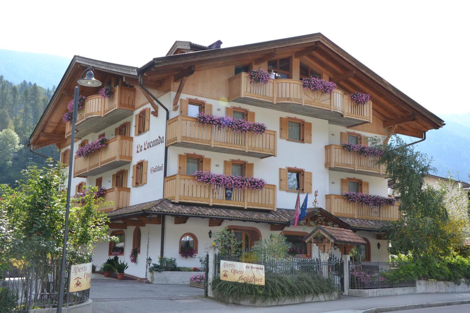 Hotel La Locanda Pinzolo Exterior foto